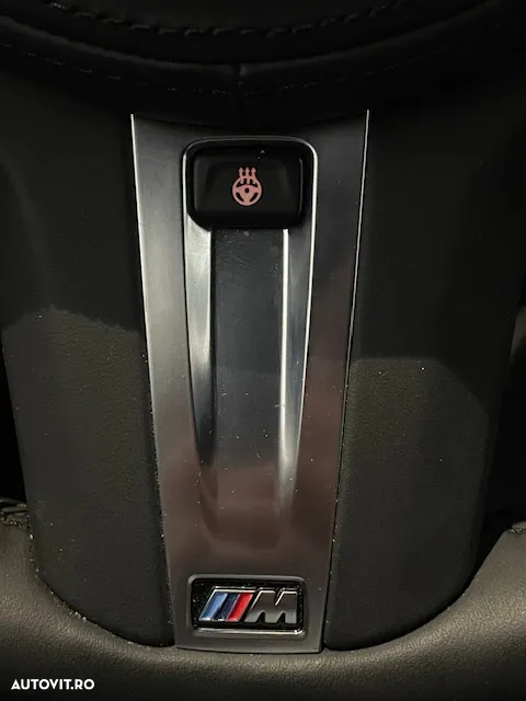 BMW Seria 3 330e Touring Aut. M Sport - 33
