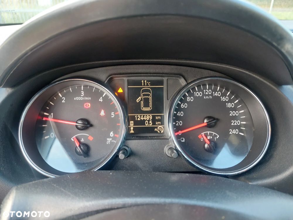 Nissan Qashqai - 12