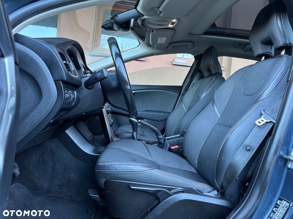 Volvo V40 Cross Country D3 Drive-E Summum - 11