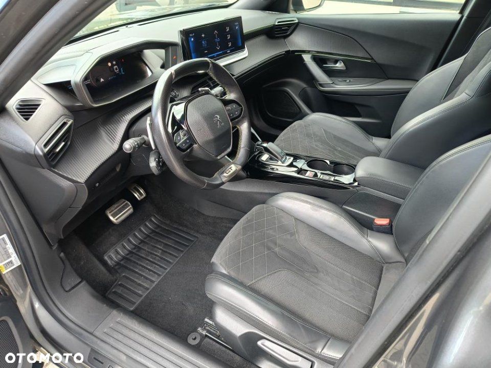 Peugeot 2008 - 9