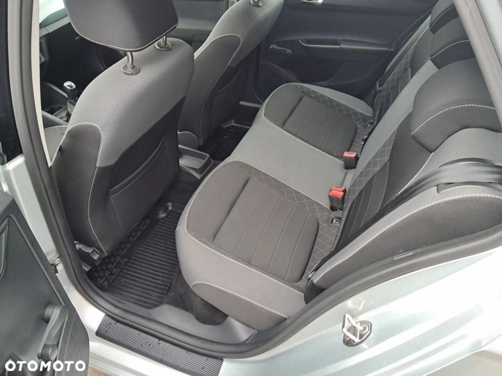 Skoda Fabia 1.0 TSI Ambition - 19