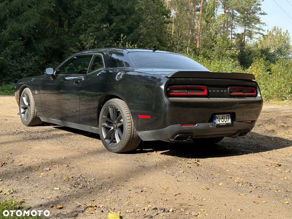 Dodge Challenger 6.4 Scat Pack - 10