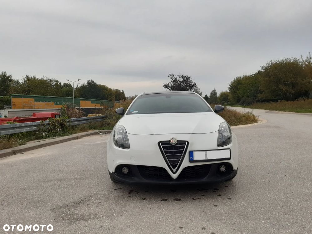 Alfa Romeo Giulietta - 2