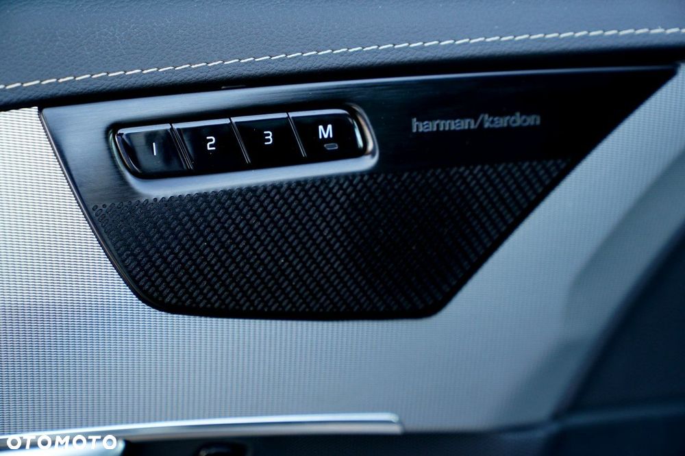 Volvo XC 90 - 19
