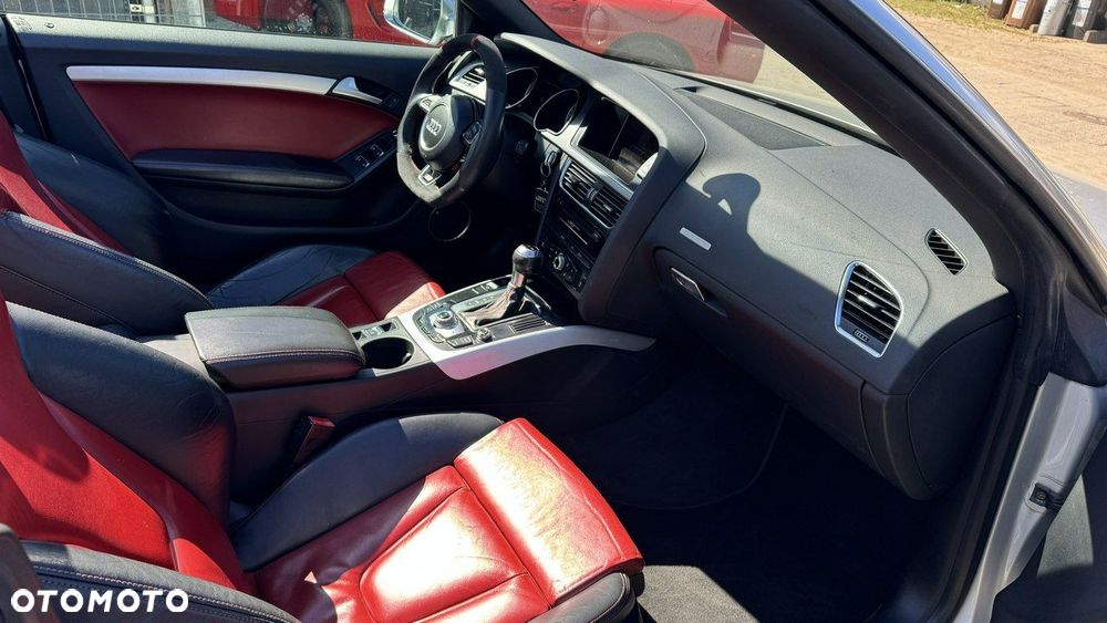 Audi S5 Cabrio - 9