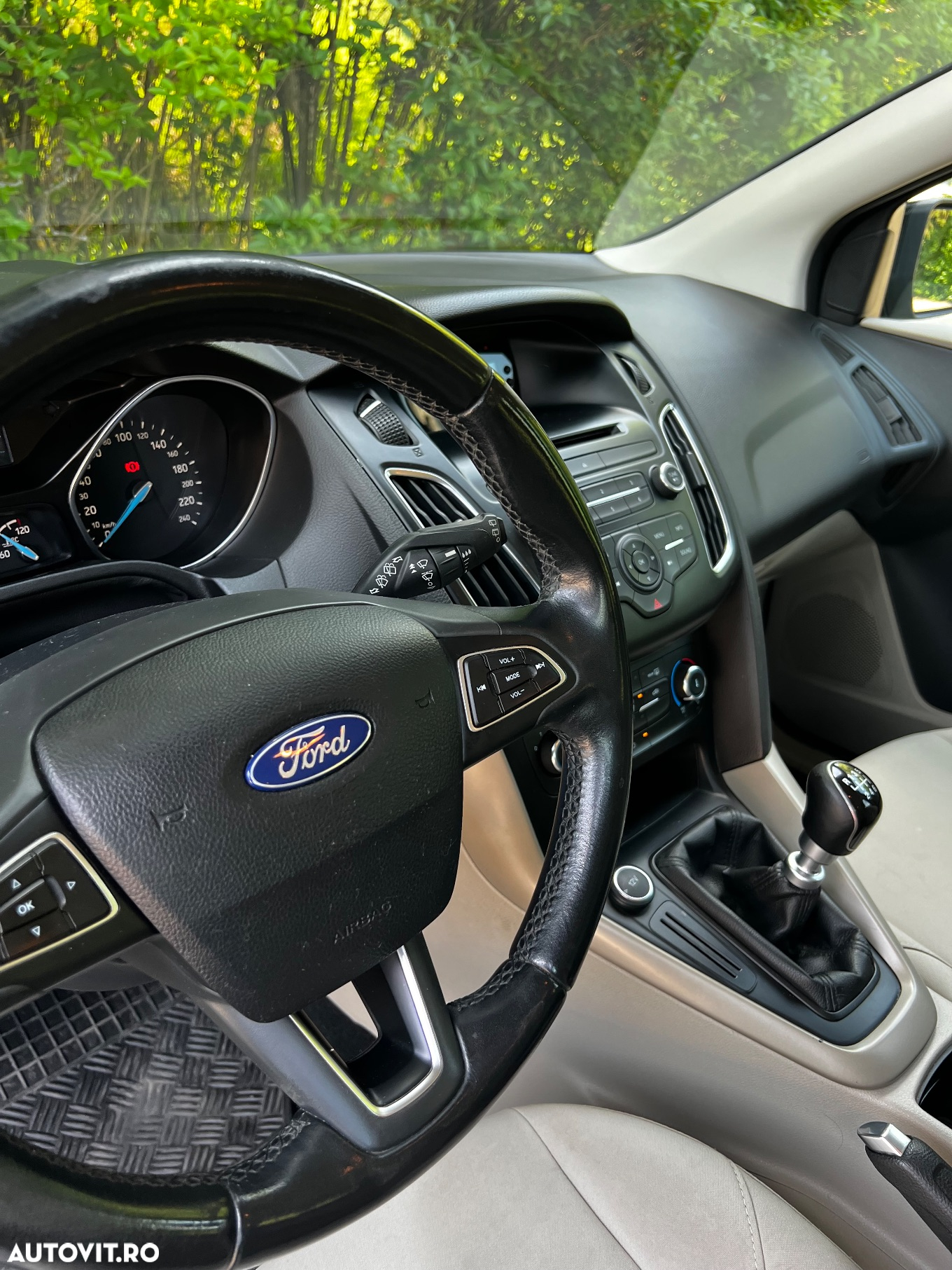 Ford Focus 1.6 TDCI DPF Trend - 6