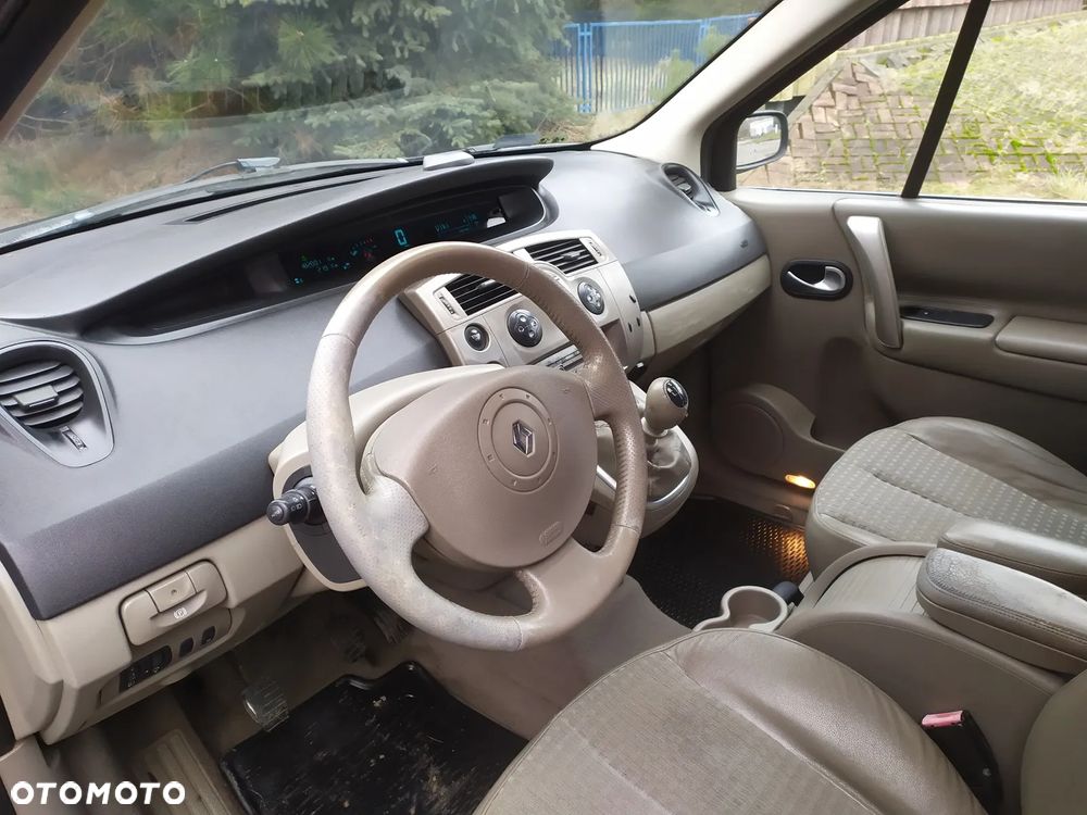 Renault Grand Scenic Gr 2.0 dCi Luxe Expression - 10