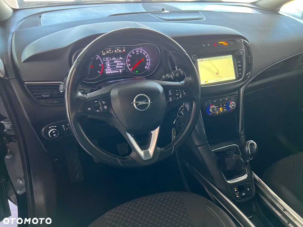 Opel Zafira - 13