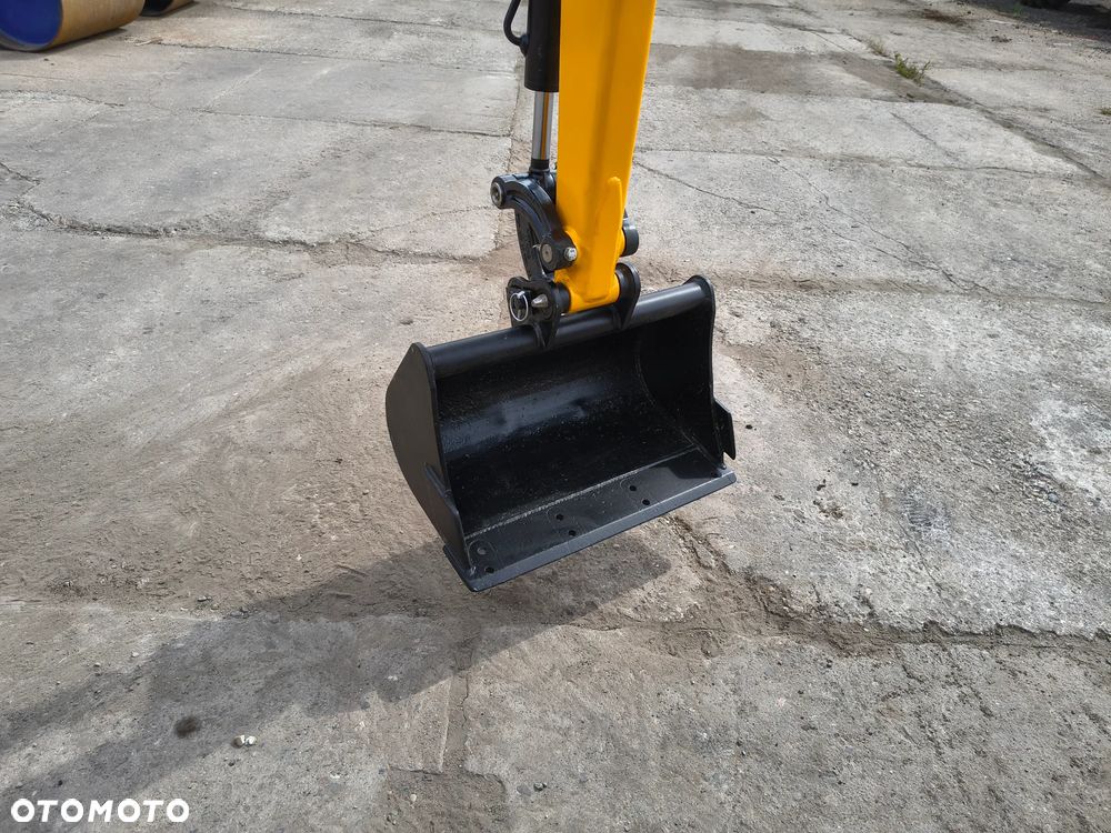 JCB 8018 - 19