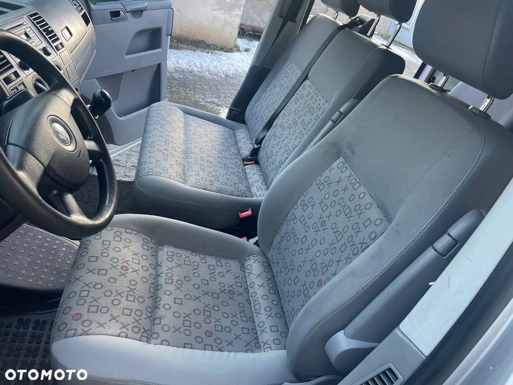 Volkswagen Transporter Caravelle Lang (7-Si.) - 12