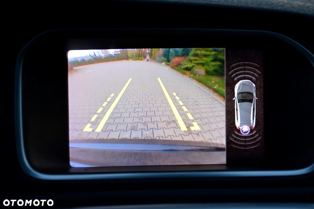 Volvo V40 Cross Country D3 Geartronic Momentum - 29