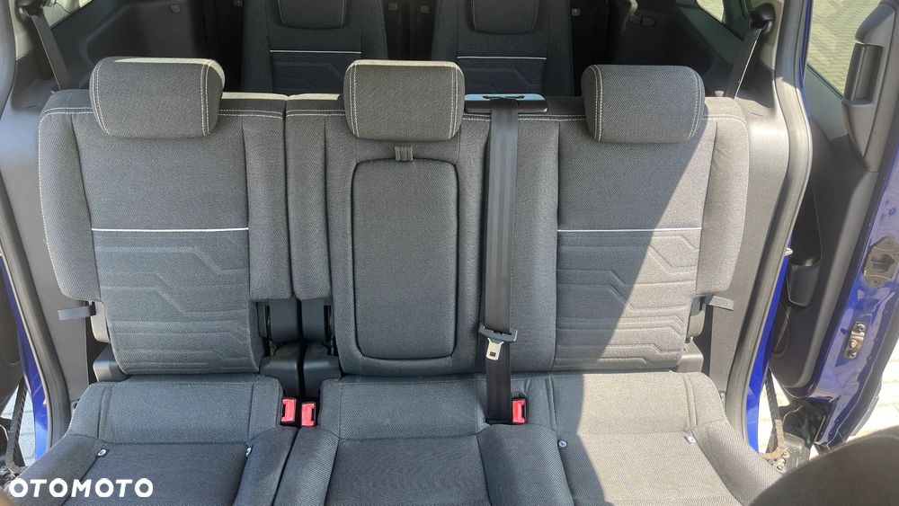 Ford Tourneo Connect 1.6 TDCi Titanium - 25