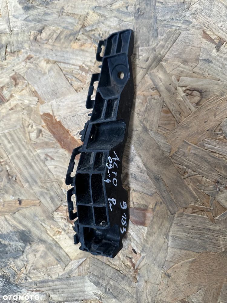 ŚLIZG MOCOWANIE ZDERZAKA PRAWE SUZUKI ALTO 09-14 71731-68K00 - 1