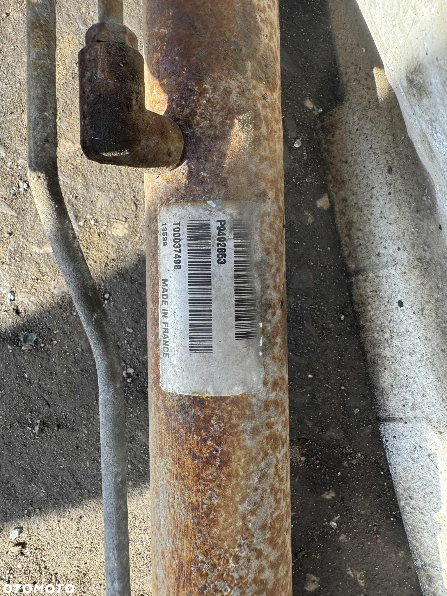 MAGLOWNICA VOLVO S80 P9492853 - 2