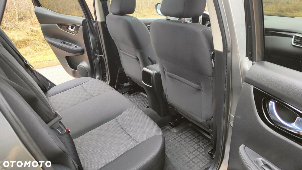 Nissan Qashqai 1.6 dCi Xtronic TEKNA+ - 18