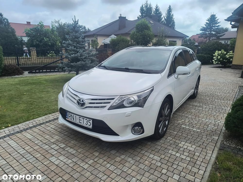 Toyota Avensis 2.0 Premium MS - 1