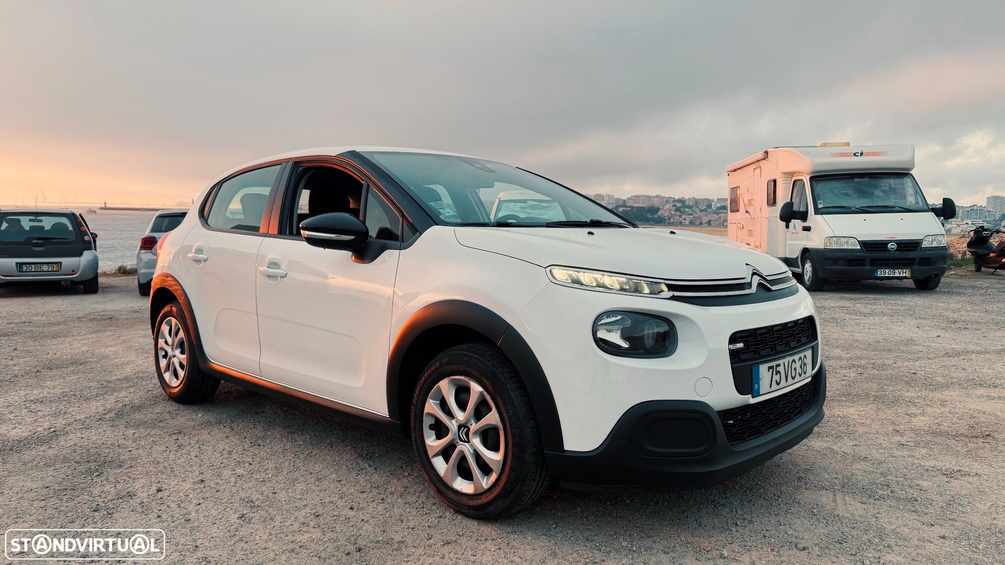 Citroën C3 1.2 PureTech Feel - 1