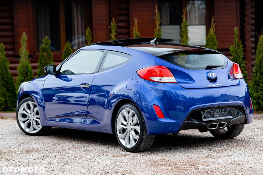 Hyundai Veloster 1.6 Premium - 10