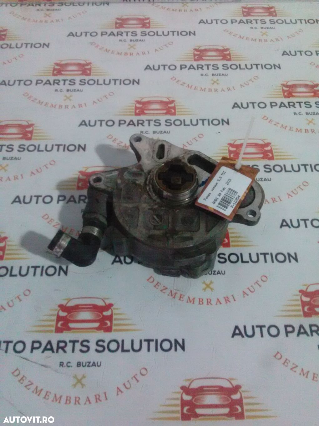 pompa vacuum 2.0 tdi audi a4 fab. 2010 - 1