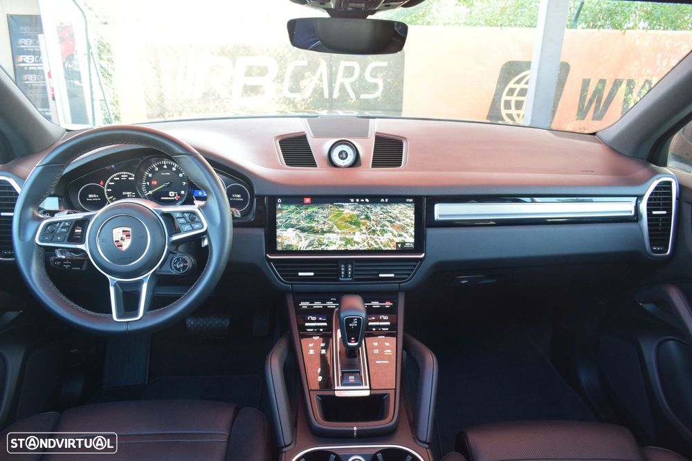 Porsche Cayenne E-Hybrid - 8