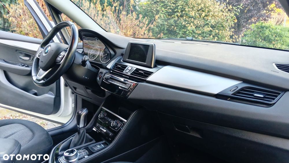 BMW Seria 2 218i Luxury Line - 7