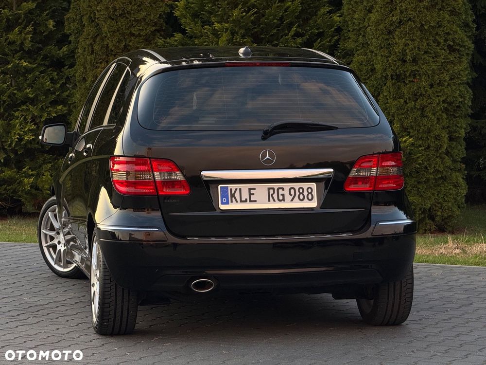 Mercedes-Benz Klasa B 180 BlueEFFICIENCY SPORT EDITION - 20