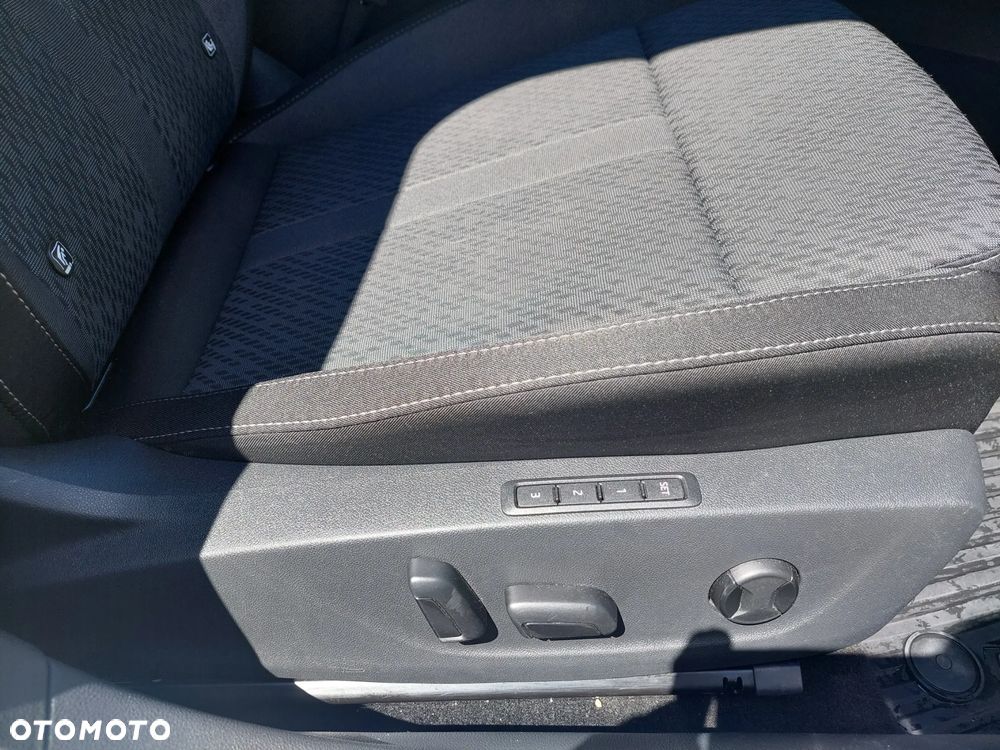 Skoda Octavia 1.5 TSI ACT Style - 29