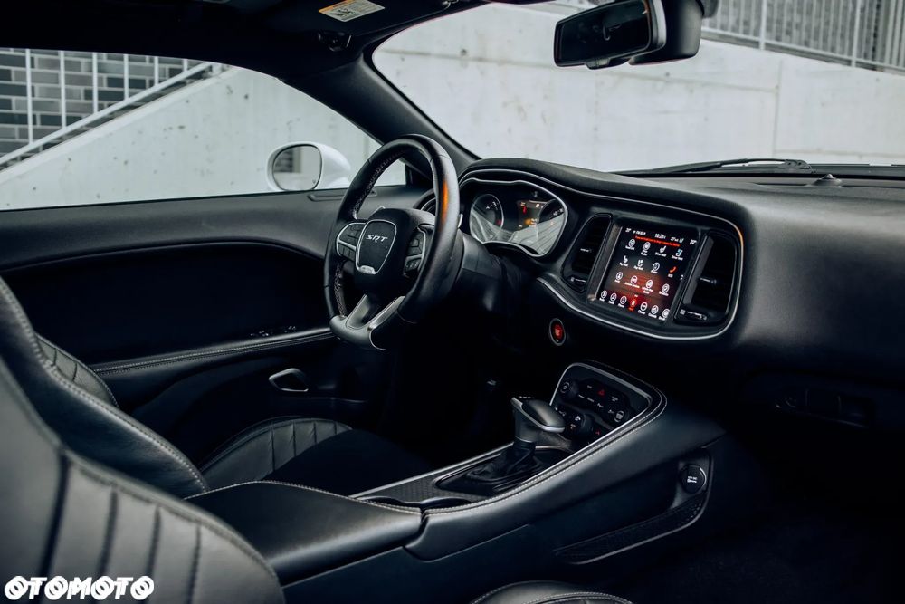 Dodge Challenger Automatik SRT 392 - 24