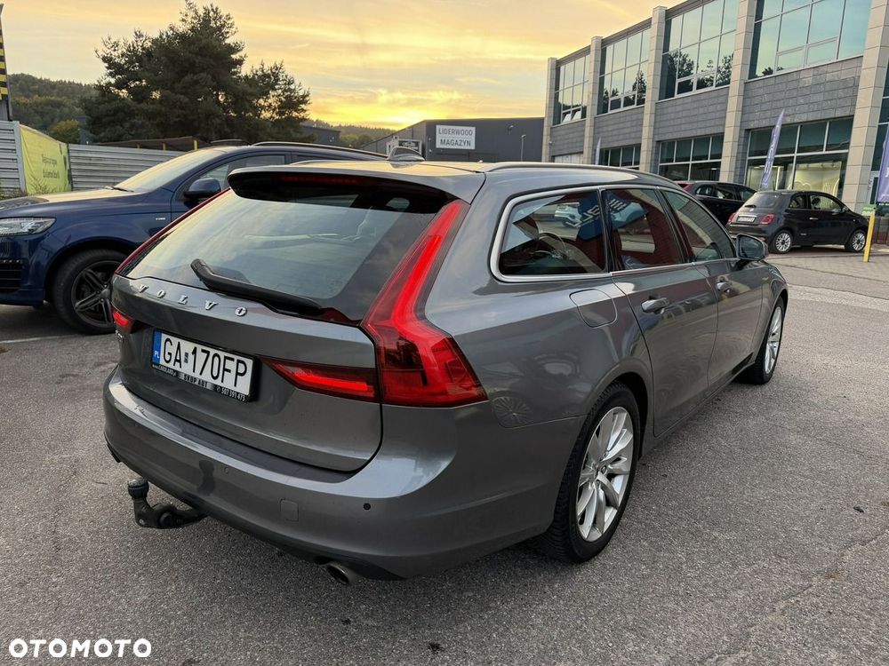 Volvo V90 T5 Geartronic Momentum - 23