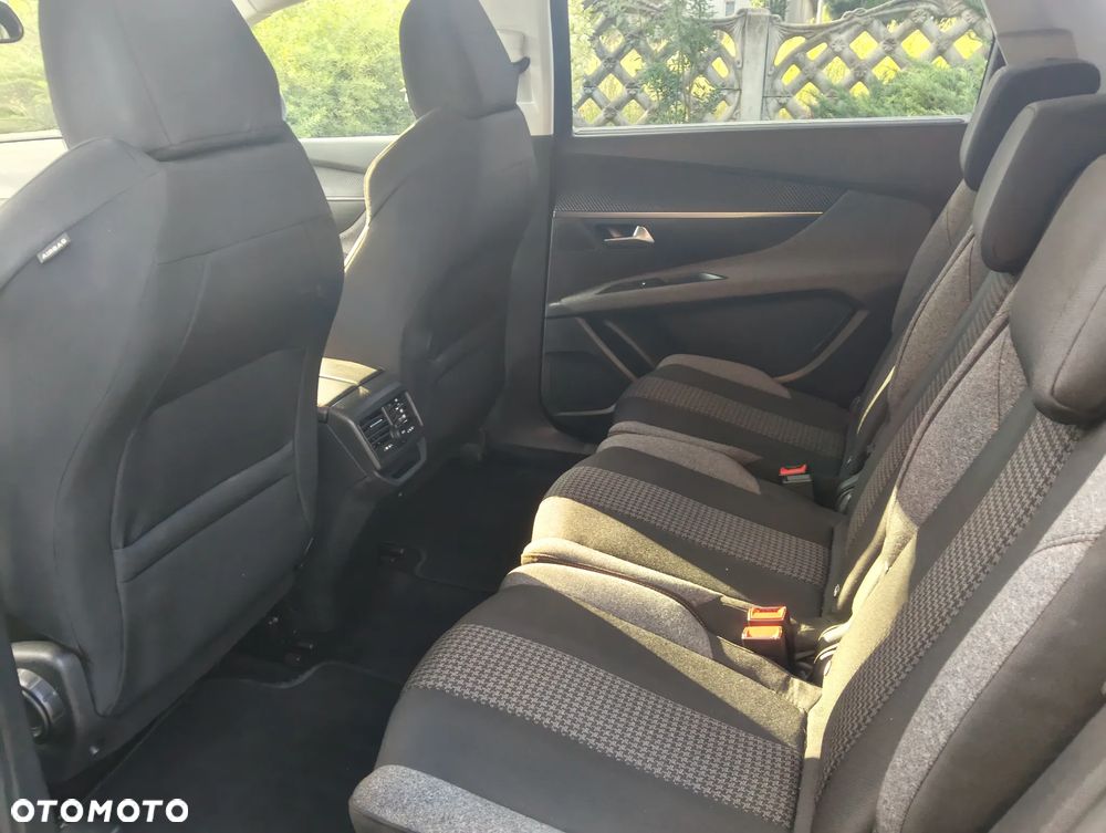 Peugeot 5008 BlueHDi 130 EAT8 Active - 4