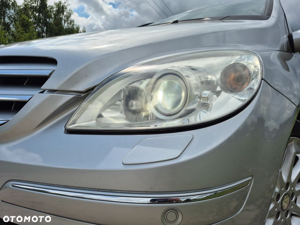 Mercedes-Benz Klasa B 180 BlueEFFICIENCY SPORT EDITION - 23