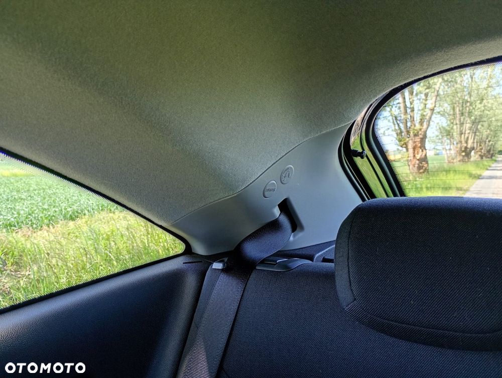 Opel Corsa - 16