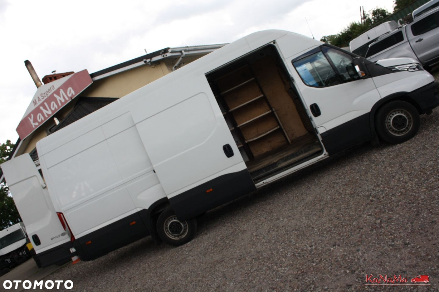 Iveco DAILY 35S18 - 9
