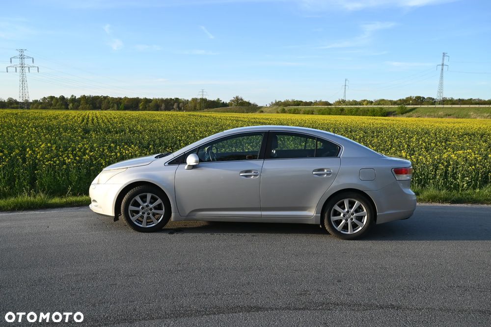Toyota Avensis 2.0 Prestige - 5