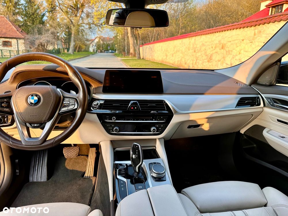 BMW Seria 6 640i xDrive - 7