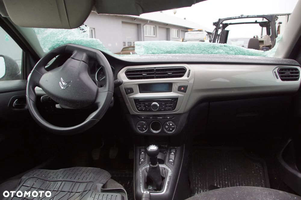 Auto na części - Citroen C-Elysee Lift 1.6 BlueHDI 99 KM BH02 20ET30 KEB 2018R Silnik Skrzynia Drzwi Błotnik Klapa Zderzak Lampa Lusterko Klamka Szyba Deska Kokpit Sterownik Moduł Czujnik Licznik Panel Kierownica - 17