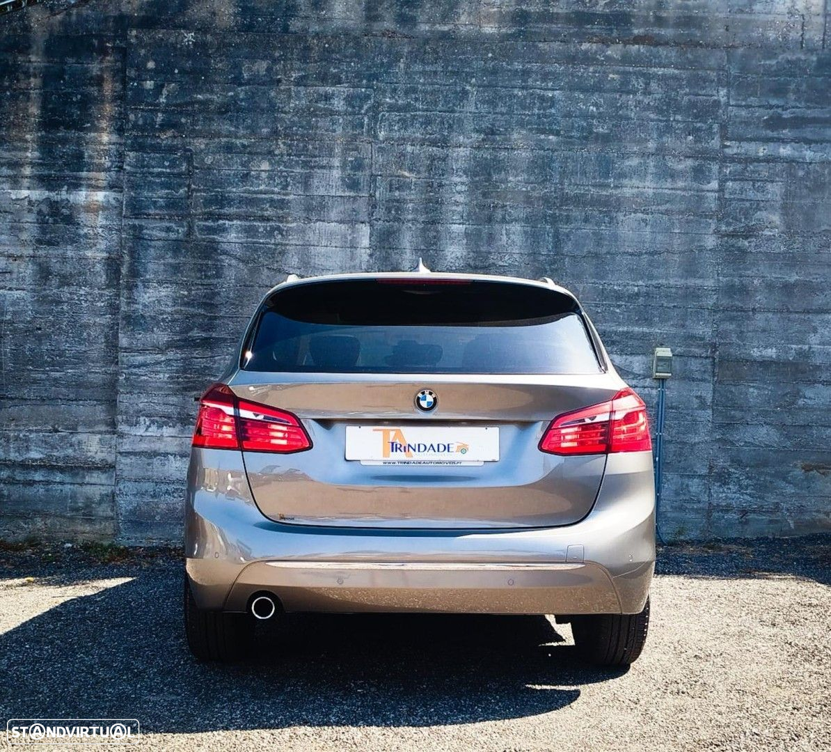 BMW 216 Active Tourer d Line Luxury Auto - 10