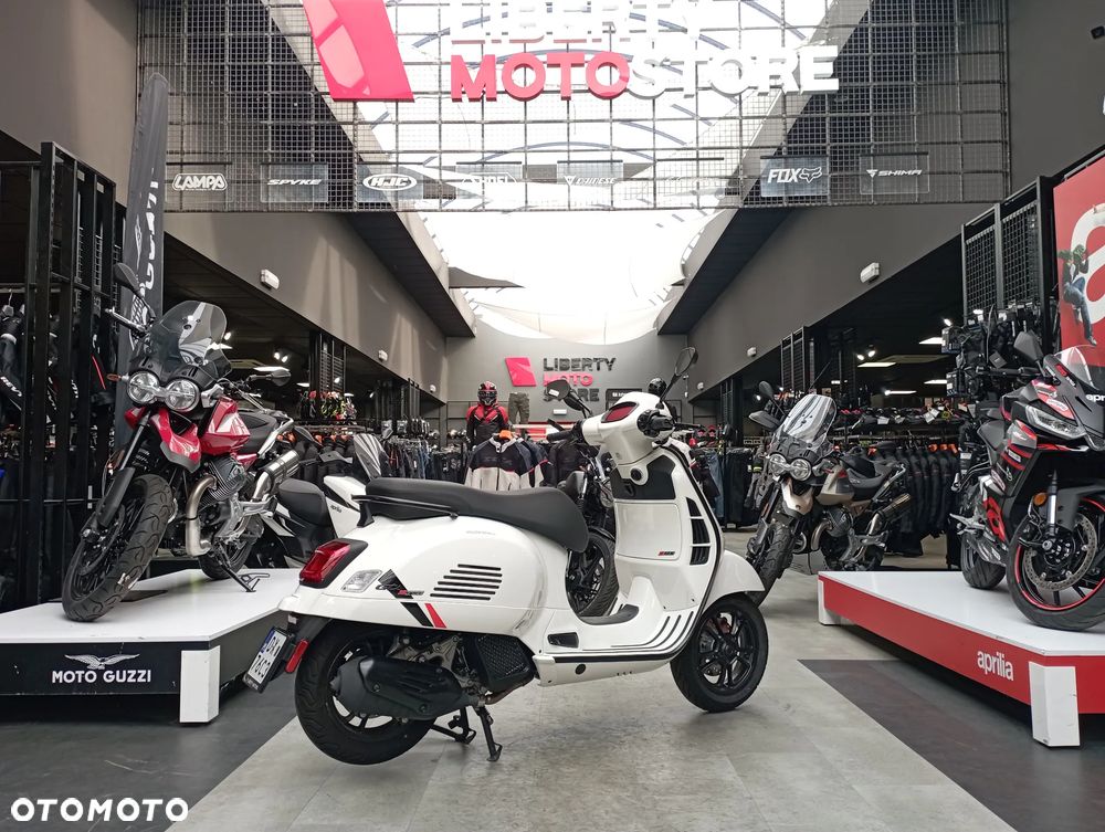 Vespa GTS - 5