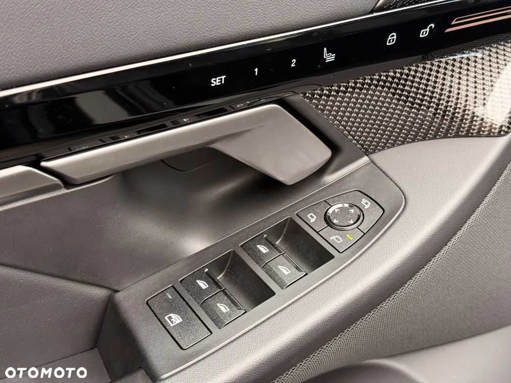 BMW Seria 5 520d - 25