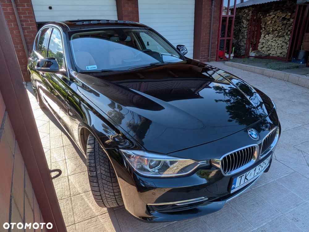 BMW Seria 3 328i Luxury Line - 19