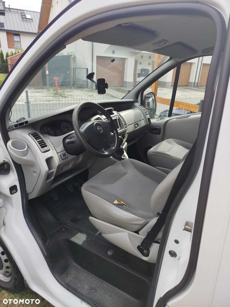 Opel Vivaro - 6