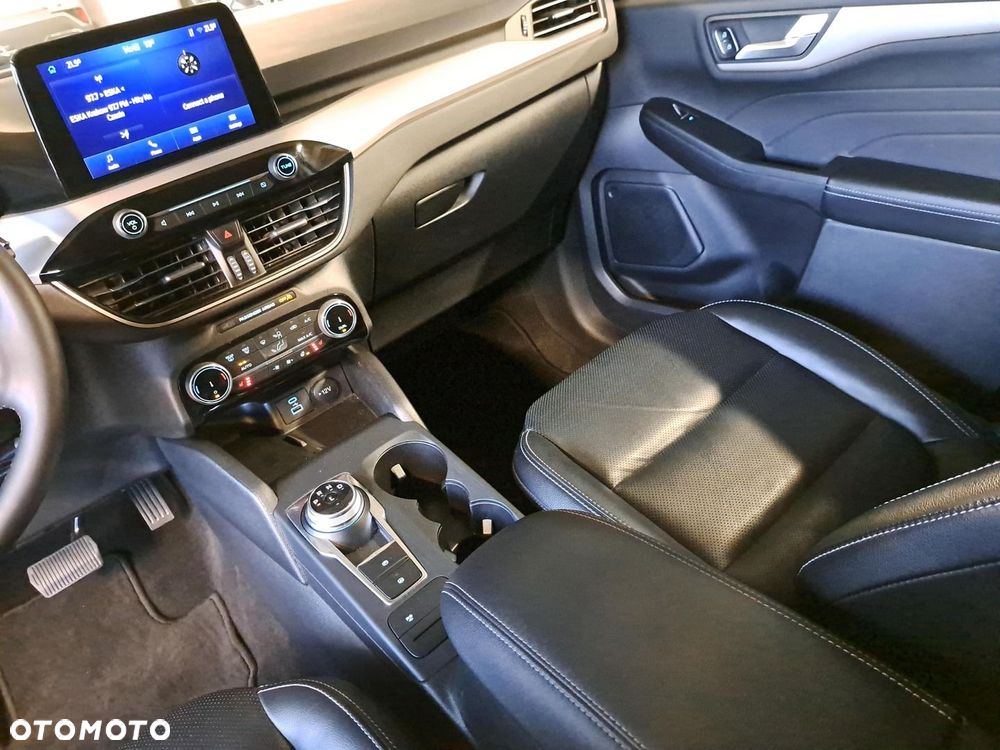 Ford Kuga 2.5 FHEV FWD Titanium X - 29