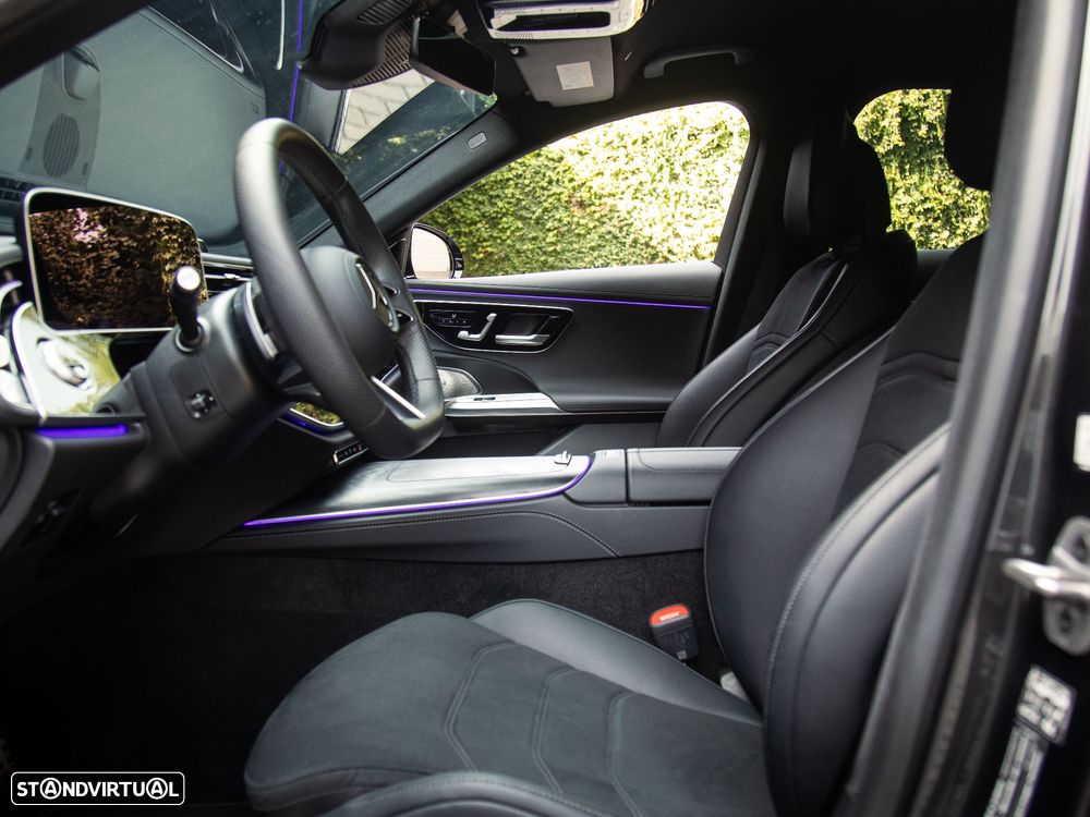 Mercedes-Benz E 300 de AMG Line - 17