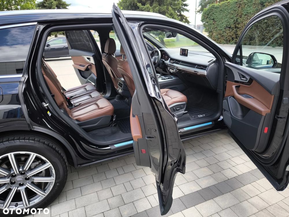 Audi Q7 - 21