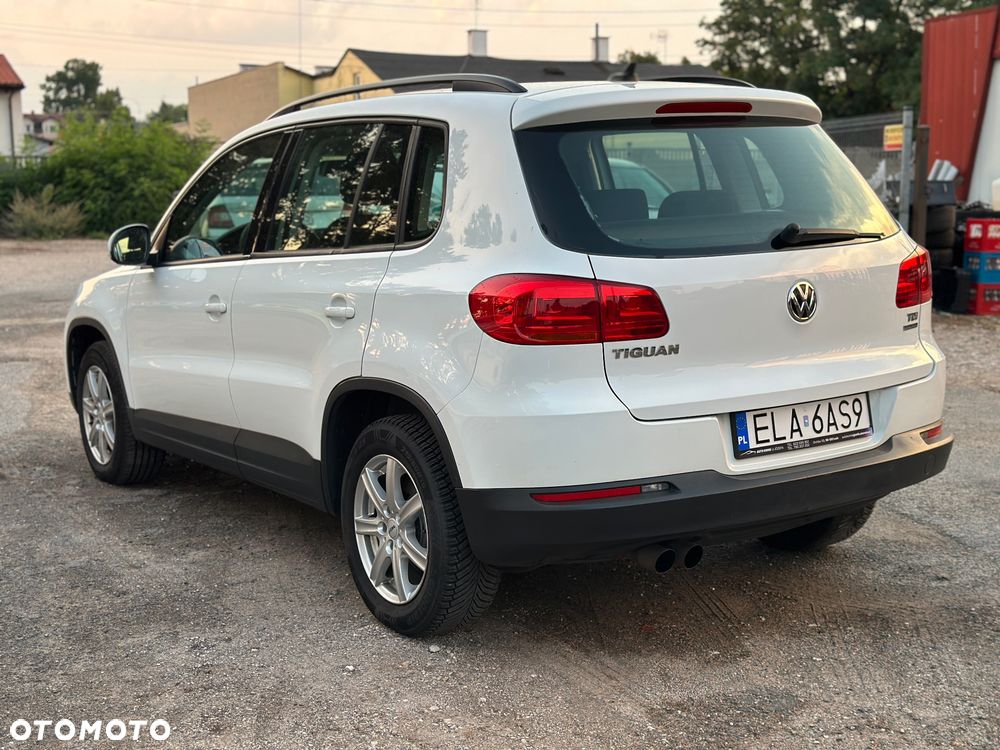 Volkswagen Tiguan 2.0 TDI DPF BlueMotion Technology Trend & Fun - 8