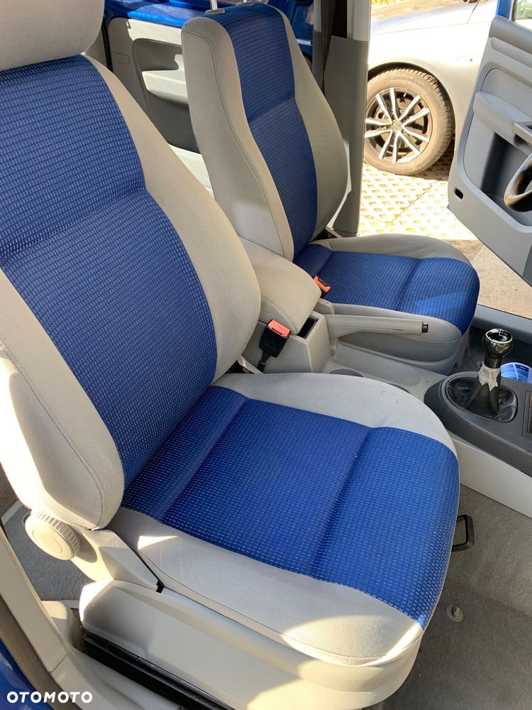 Volkswagen Caddy 1.6 Life (7-Si.) - 36