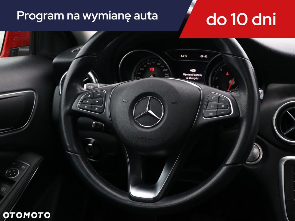 Mercedes-Benz GLA - 22