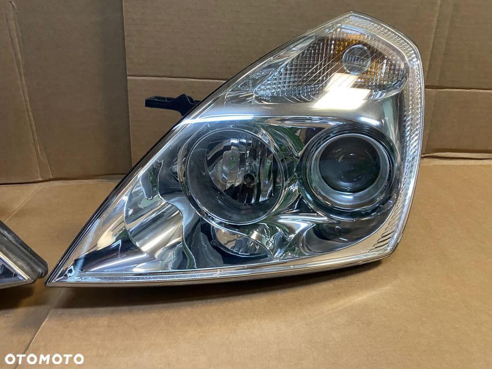 lampy kia carnival komplet eu całe - 2