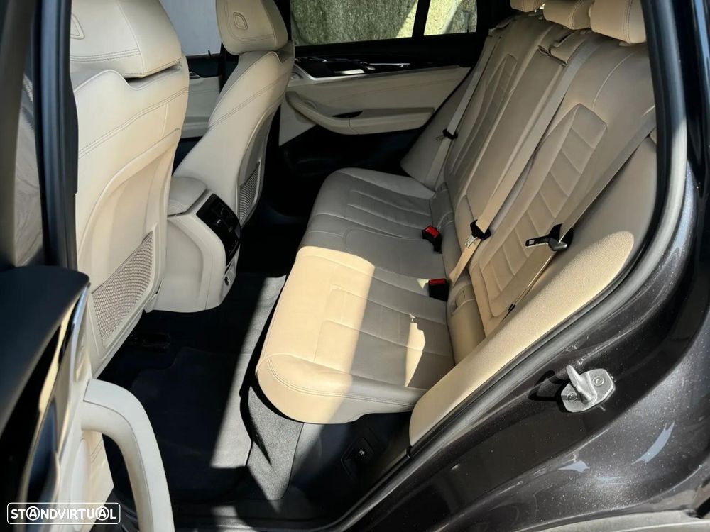 BMW X4 - 29