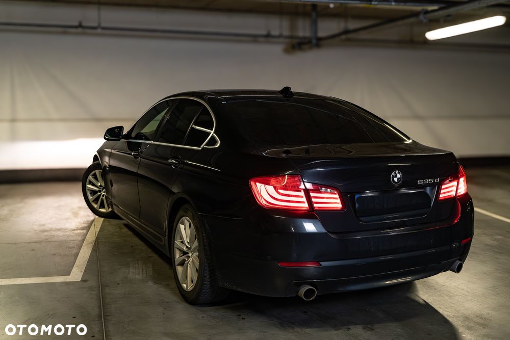 BMW Seria 5 535d xDrive - 4